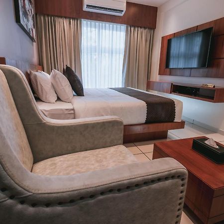 Fortview Suites Kāsaragod Buitenkant foto