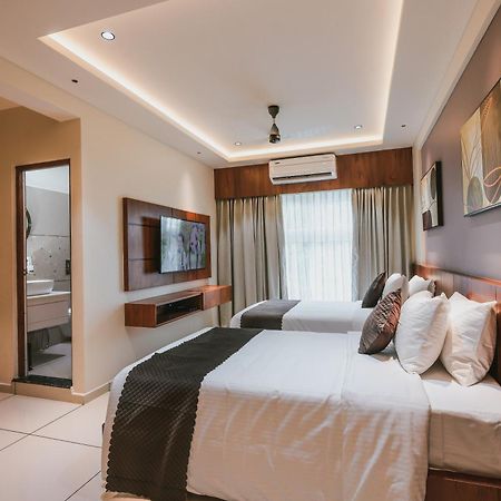 Fortview Suites Kāsaragod Buitenkant foto