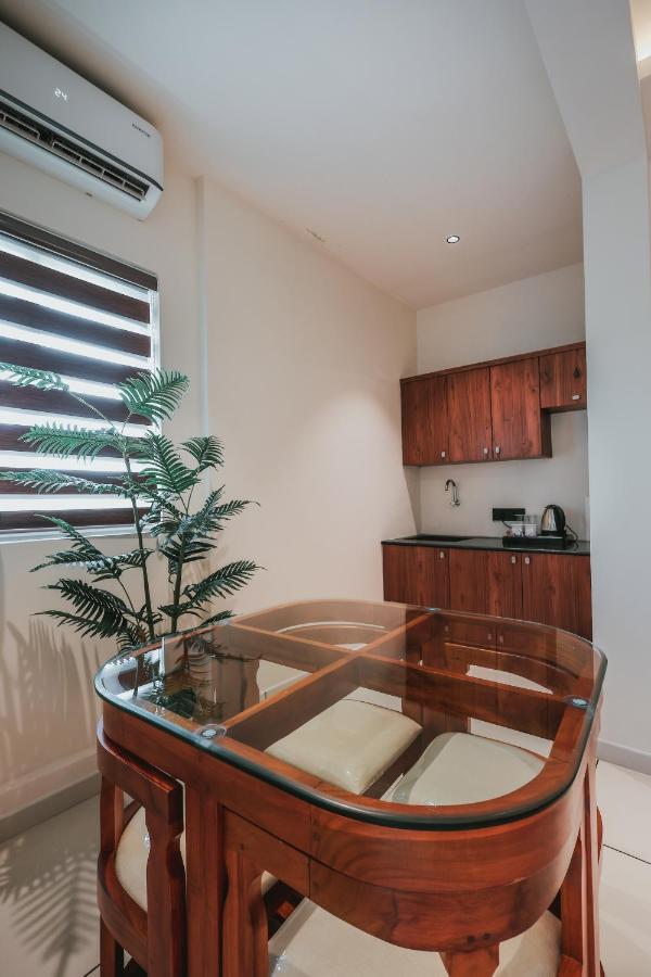 Fortview Suites Kāsaragod Buitenkant foto