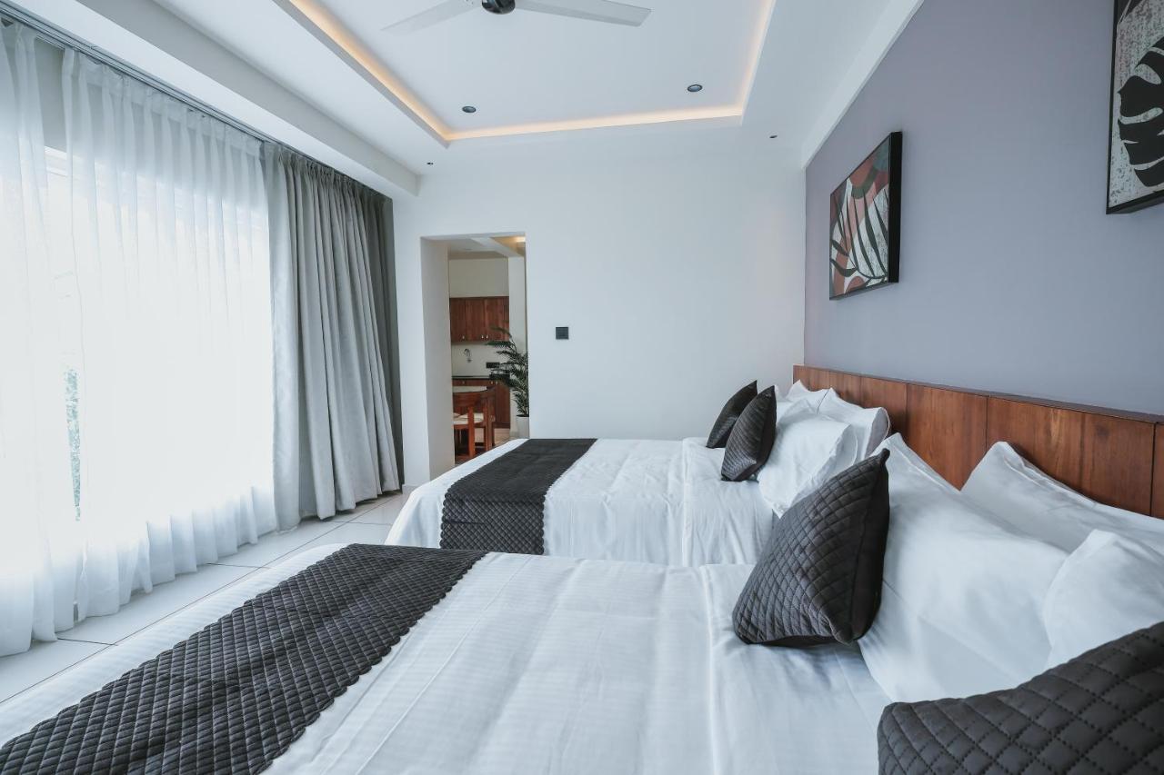 Fortview Suites Kāsaragod Buitenkant foto