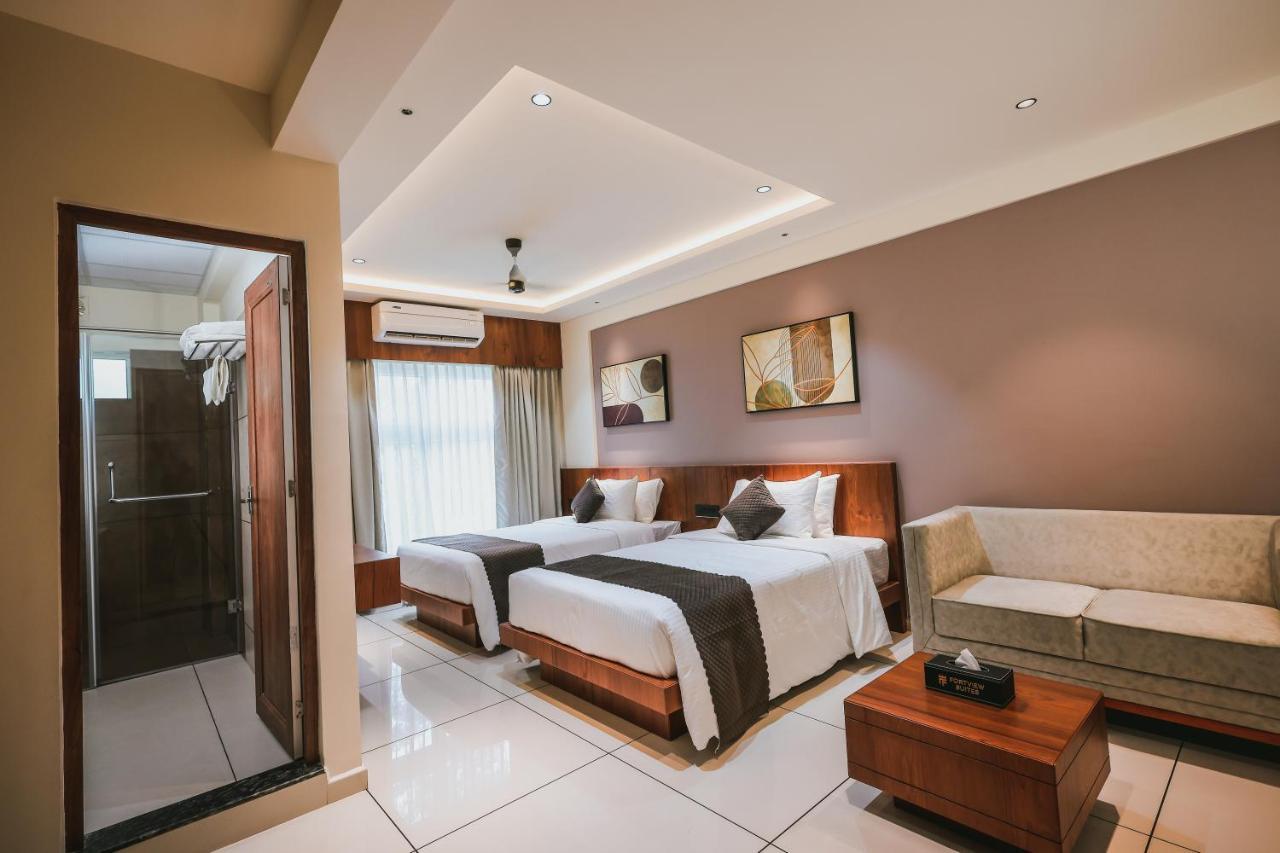 Fortview Suites Kāsaragod Buitenkant foto
