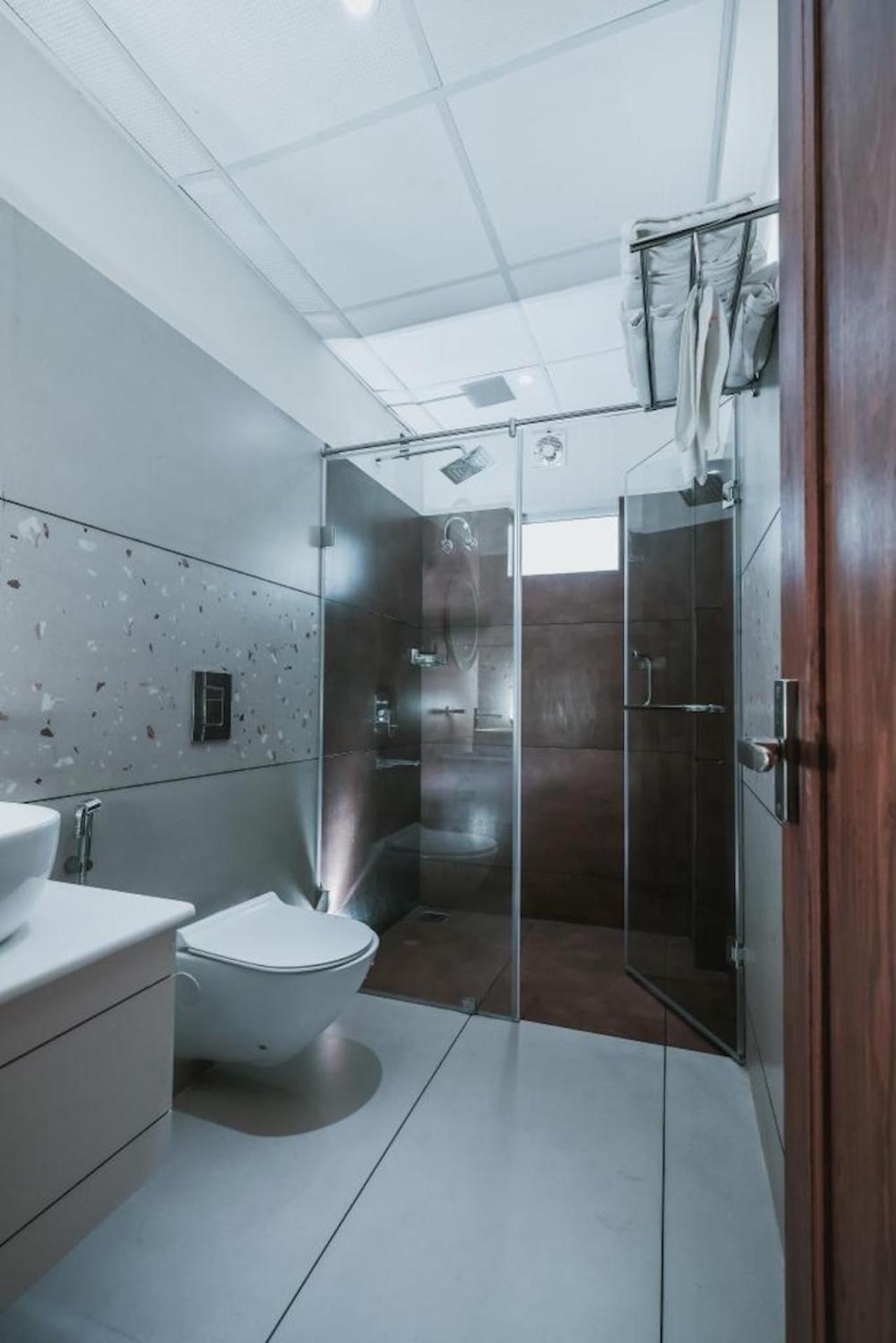 Fortview Suites Kāsaragod Buitenkant foto